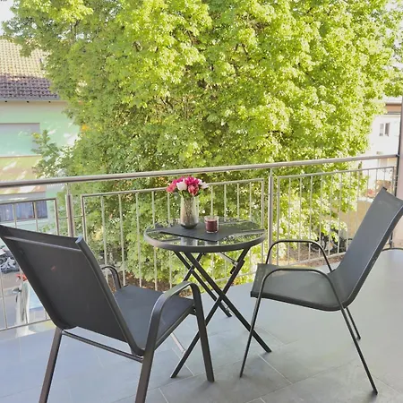 Balkonliebe - Waschmaschine, Stellplatz, Balkon, Regendusche * Karlsruhe
